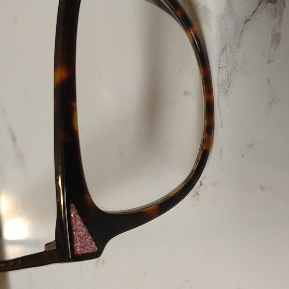 Cosmopolitan Frames - Picture 8 of 9